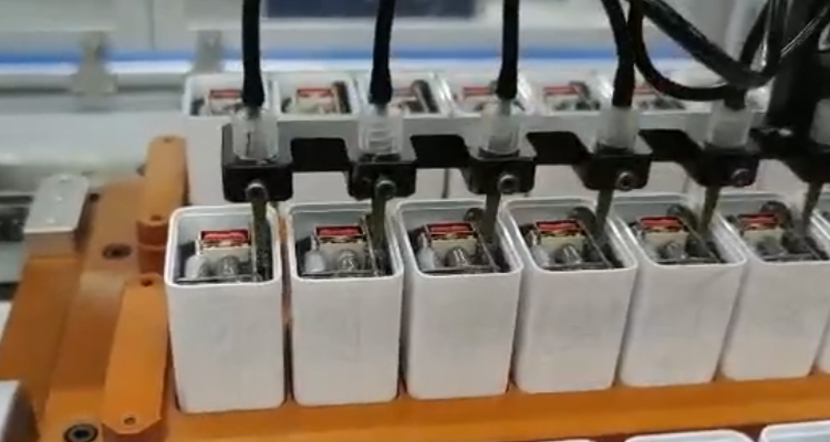 充電器灌膠 充電器灌膠